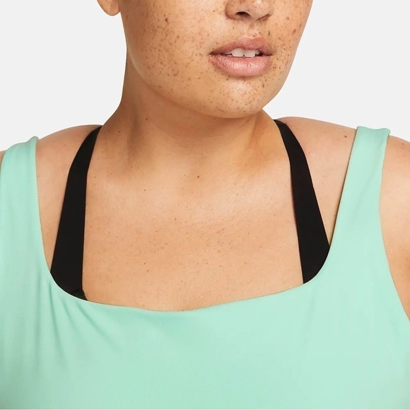 NEW Nike Yoga Luxe Shelf-Bra Dri Fit Plus Size Tank Top - Picture 5 of 5